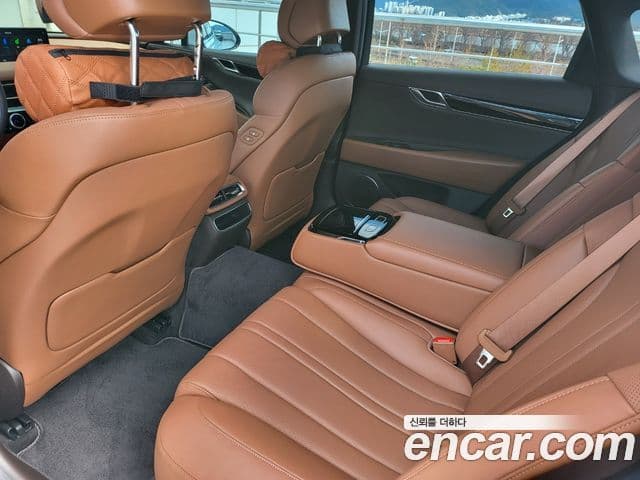 Genesis G80 (RG3) бензин 2.5 турбо 2WD, 2023 12