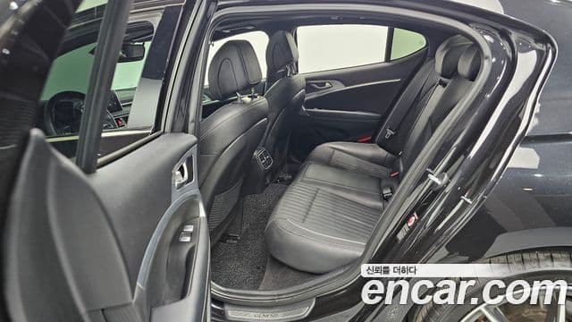 Genesis G70 Sport пакет, 2019 12