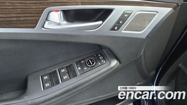 Genesis G80 Premium Luxury, 2019 17