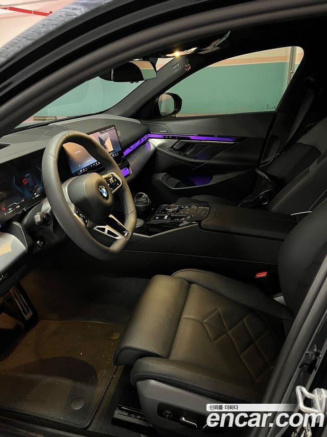 BMW 5시리즈 (G60) 530i xDrive M Sport, 2025 все фото