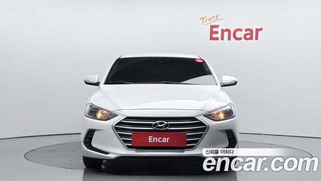 Hyundai Avante AD 1.6 e-VGT Smart, 2016 3