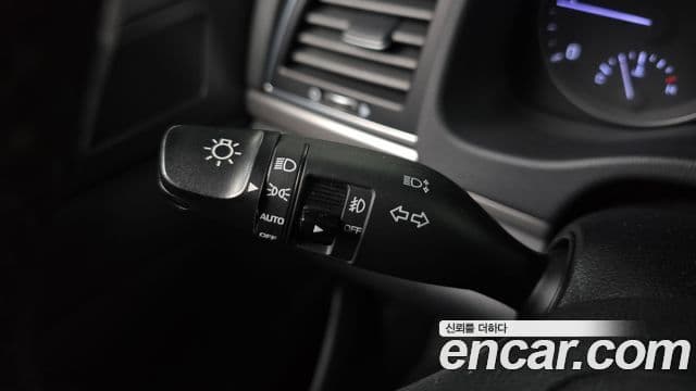 Hyundai Avante AD 1.6 e-VGT Smart, 2016 18