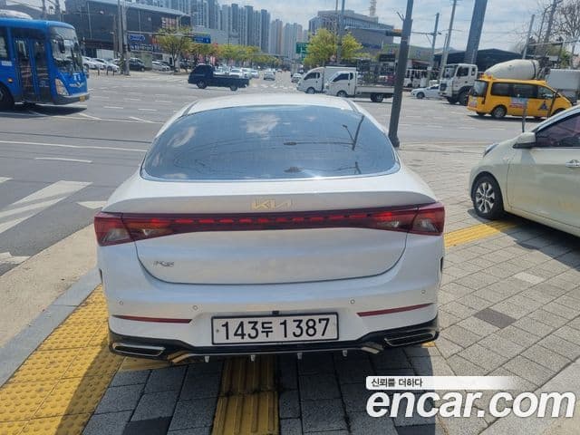 Kia K5 3세대 Standard, 2022 4
