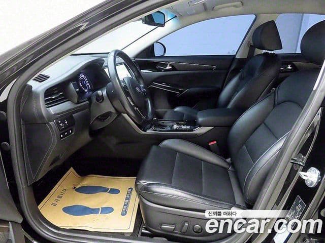 Kia K7 Premier 3.0 LPI Trendy(арендный автомобиль), 2020 13