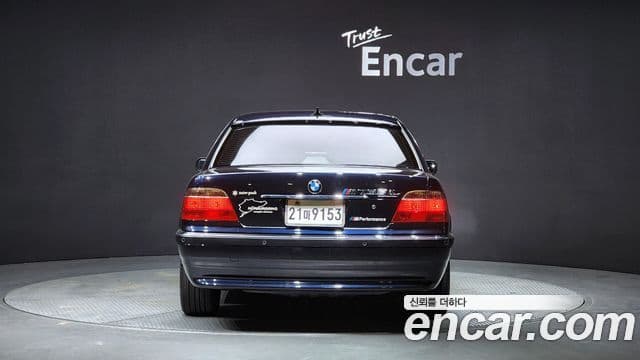 BMW 7시리즈 E38, 2001 4