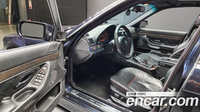 BMW 7시리즈 E38, 2001 11