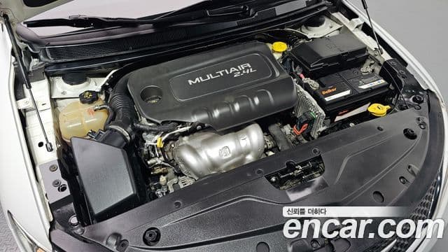 크라이슬러 200 2세대 2.4 Limited, 2015 6