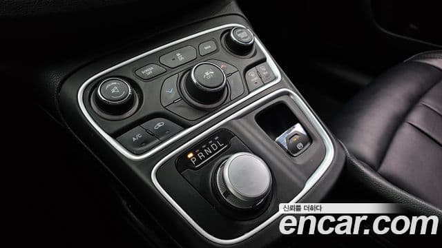 크라이슬러 200 2세대 2.4 Limited, 2015 9