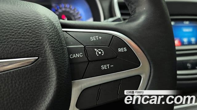 크라이슬러 200 2세대 2.4 Limited, 2015 14