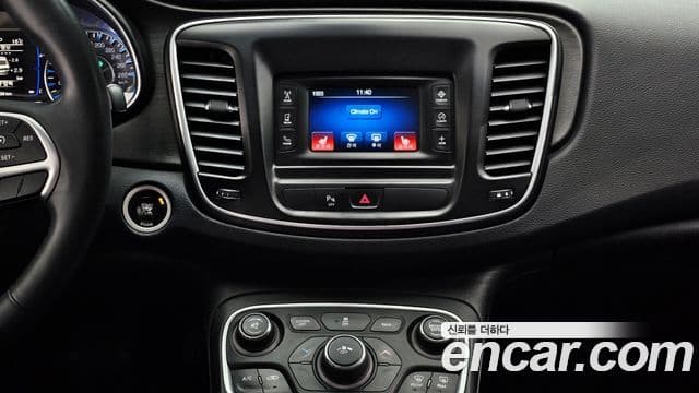 크라이슬러 200 2세대 2.4 Limited, 2015 15