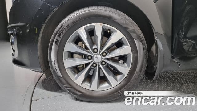 Kia All New Carnival Luxury, 2016 все фото