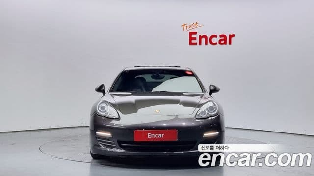 Porsche Panamera 970, 2011 3