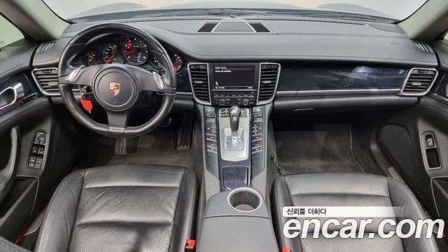 Porsche Panamera 970, 2011 7