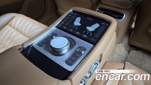 Genesis G90 (RS4) бензин 3.5 турбо AWD, 2022 19