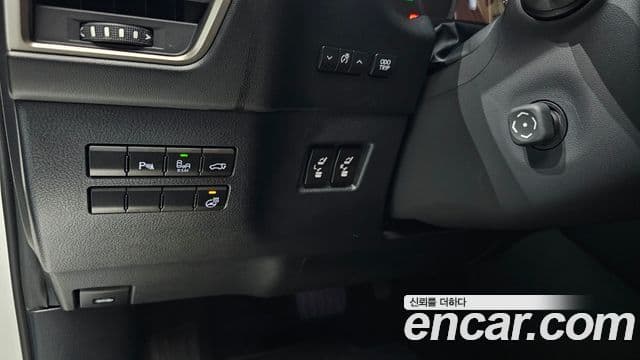 Lexus NX300h Executive, 2015 10