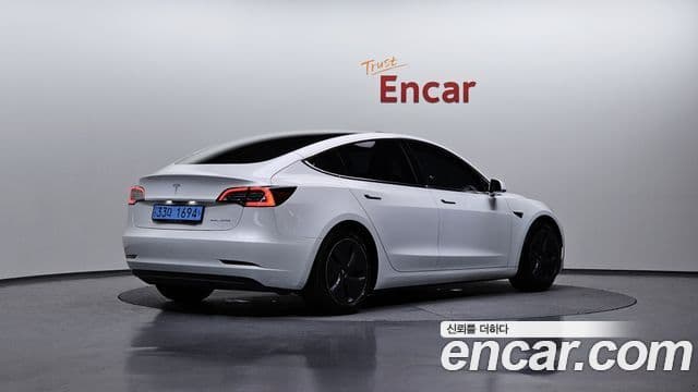 Tesla модель 3 Long Range, 2020 2