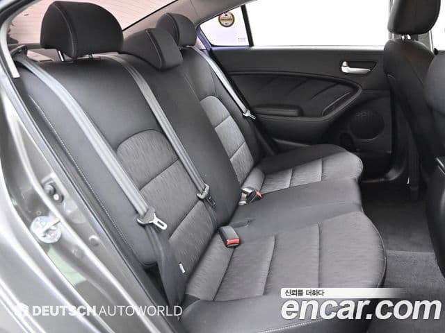 Kia K3 Luxury, 2013 12