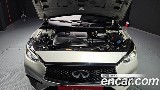 Infiniti Q30 2.0 Essential, 2019 6