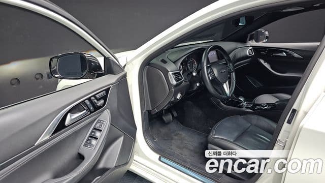 Infiniti Q30 2.0 Essential, 2019 11