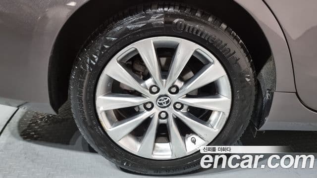 Toyota New 캠리 2.5 XLE, 2015 все фото