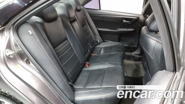 Toyota New 캠리 2.5 XLE, 2015 12
