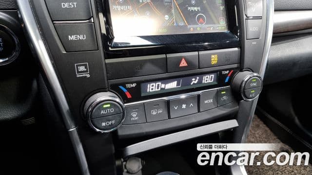 Toyota New 캠리 2.5 XLE, 2015 16