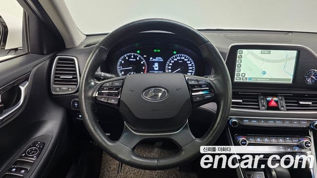 Hyundai Grandeur IG Premium, 2019 14