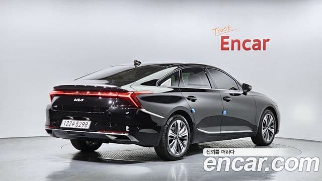 Kia K8 Signature, 2023 2