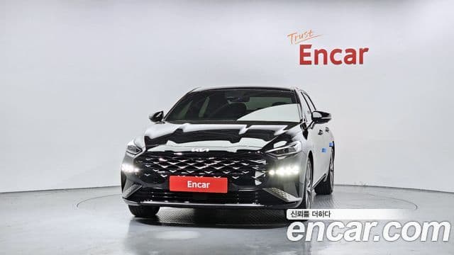 Kia K8 Signature, 2023 3