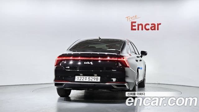 Kia K8 Signature, 2023 4