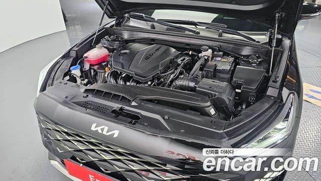 Kia K8 Signature, 2023 6