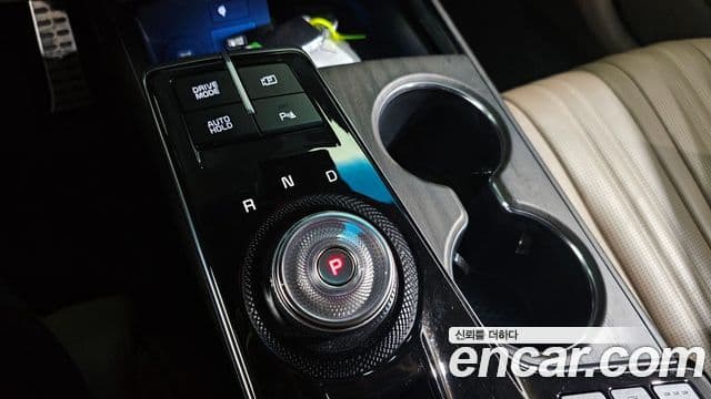 Kia K8 Signature, 2023 9