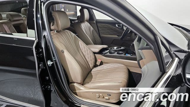 Kia K8 Signature, 2023 12