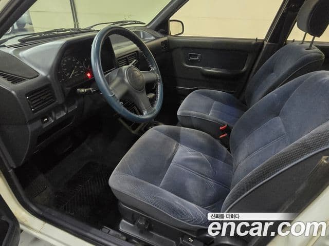 Hyundai 엑셀 4DR 1.5 GLSi, 1991 7