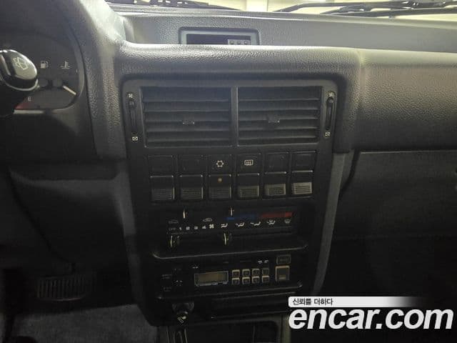 Hyundai 엑셀 4DR 1.5 GLSi, 1991 11