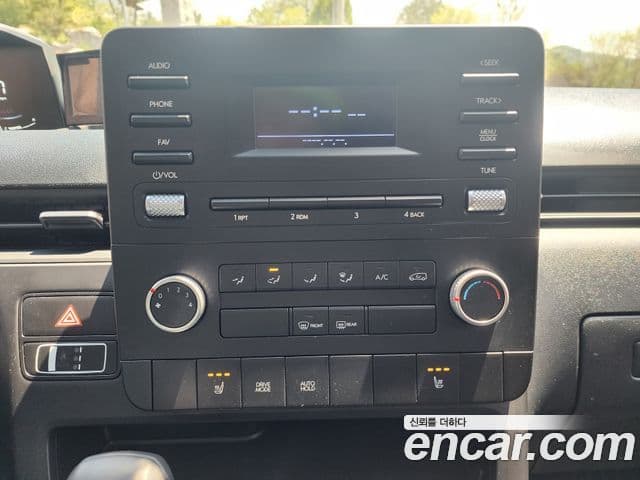 Hyundai Staria Modern, 2023 16