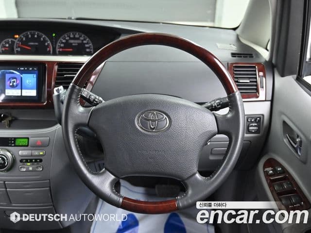 Toyota 노아, 2005 13