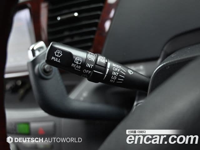 Toyota 노아, 2005 15