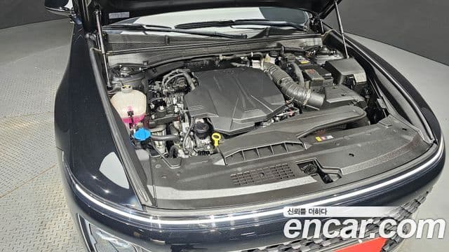 Hyundai Grandeur (GN7) люксовая версия, 2023 6