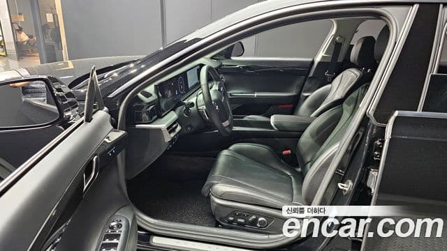 Hyundai Grandeur (GN7) люксовая версия, 2023 10