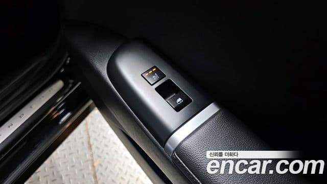 Hyundai Grandeur (GN7) люксовая версия, 2023 19