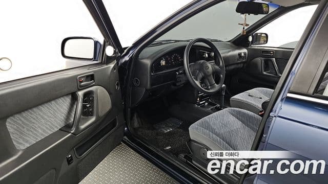 Hyundai 뉴엘란트라 1.5 GLS, 1994 10