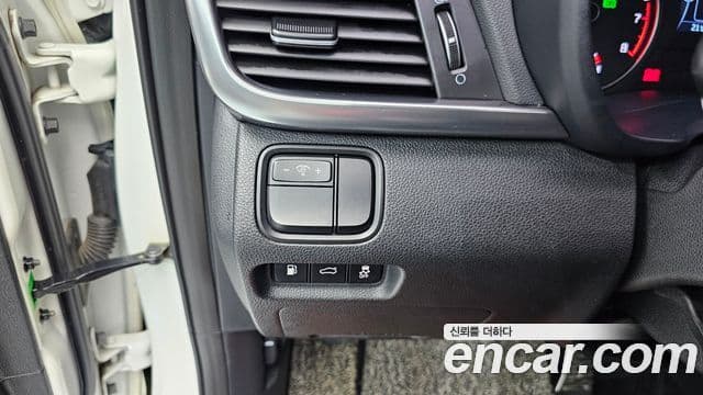 Kia K5 2세대 Prestige, 2016 13