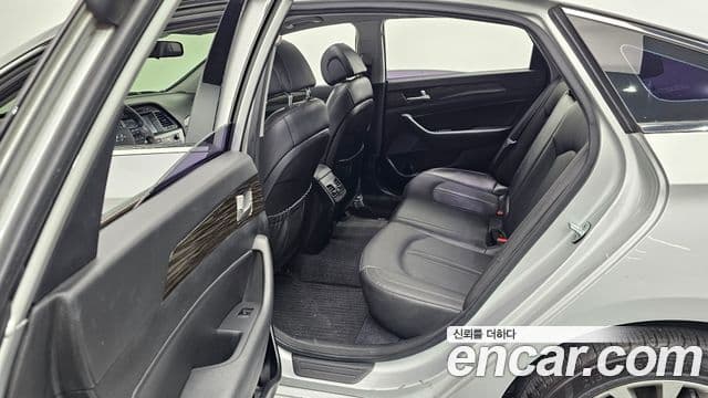 Hyundai LF Sonata 2.0 Smart, 2015 12