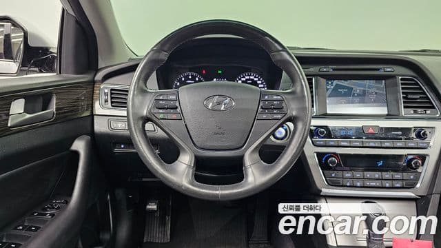 Hyundai LF Sonata 2.0 Smart, 2015 13