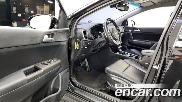 Kia Sportage The / новый Bold Luxury, 2019 11