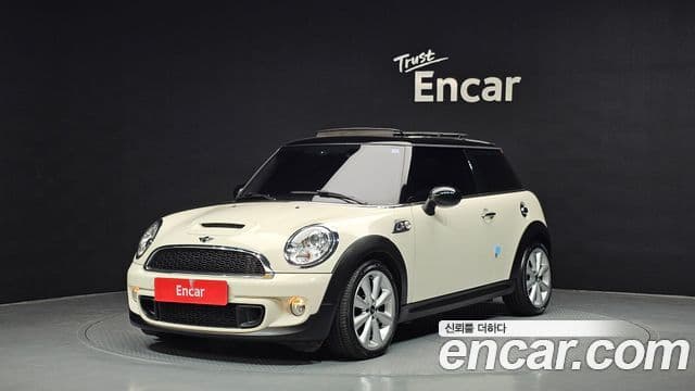 Mini Cooper S 2세대, 2013 1