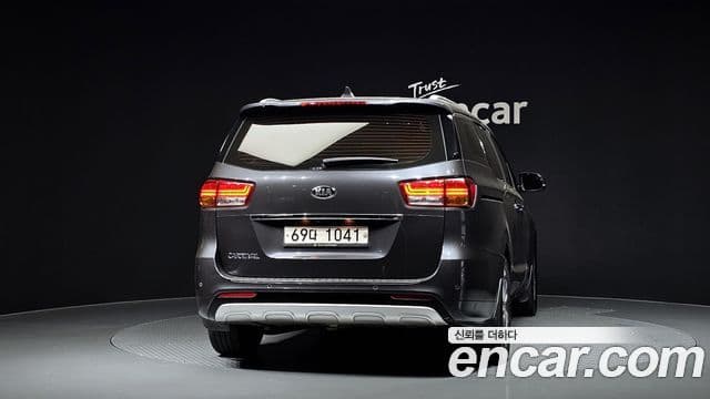Kia All New Carnival Special, 2018 4