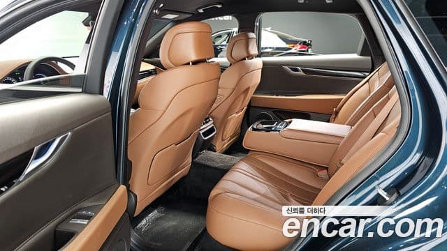 Genesis G80 (RG3) бензин 2.5 турбо AWD, 2023 12