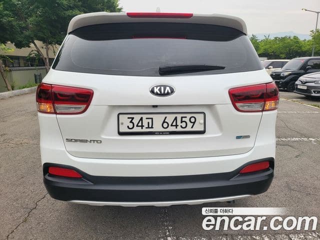 Kia All New Sorento Prestige, 2017 4